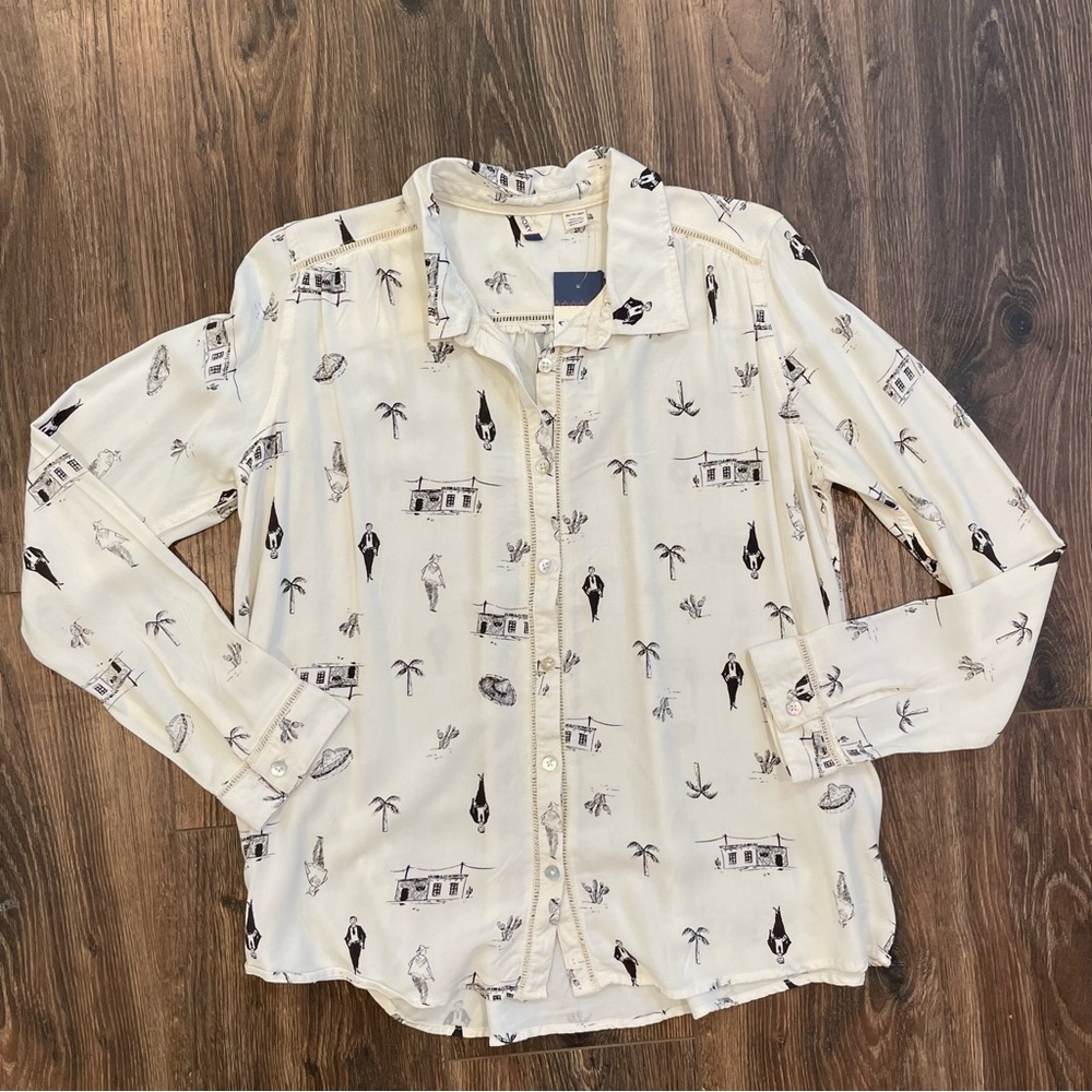 NWT Roxy Extra Small Black and Off White Long Sleeve Button Down